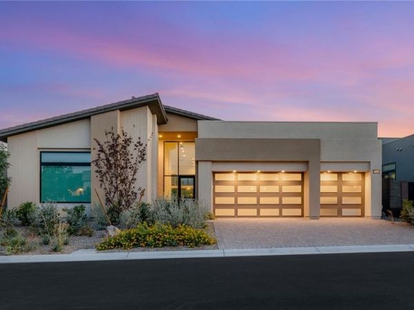 10865 Agate Cliffs Avenue , Las Vegas, NV 89135