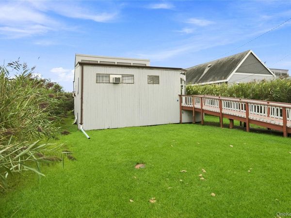8 Cayuga Street , Ocean Bay Park, NY 11770