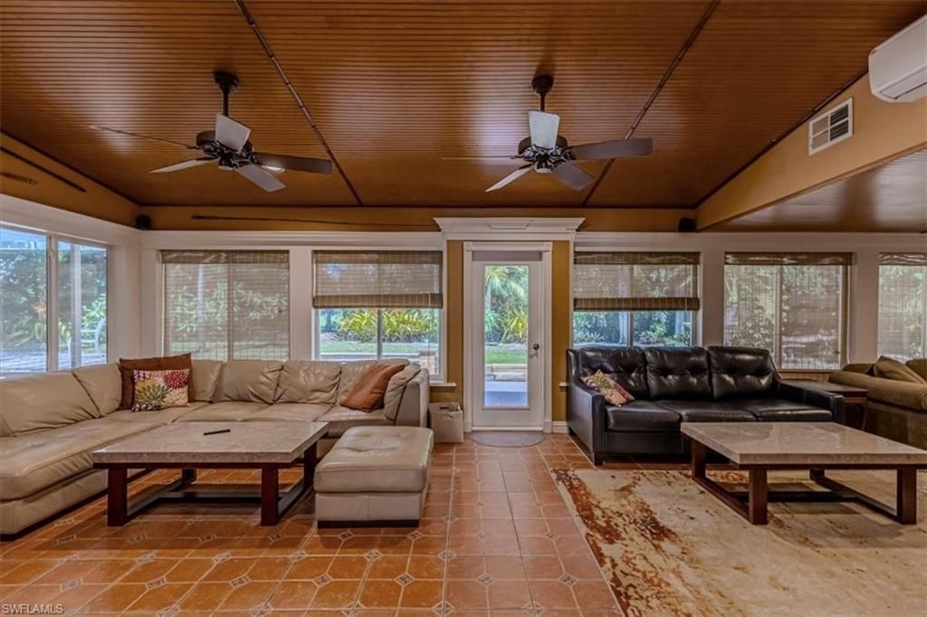221 Viking Way , Naples, FL 34110 Photo