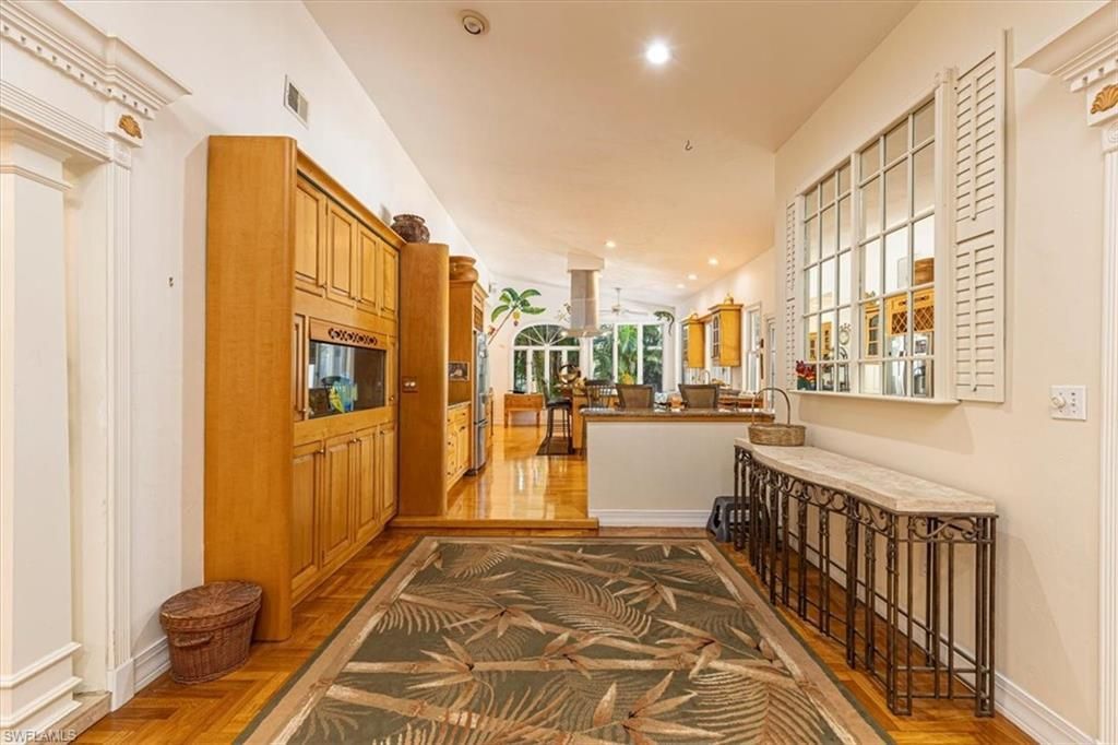221 Viking Way , Naples, FL 34110 Photo