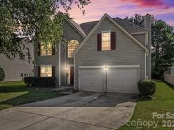5616 Linda Vista Lane , Charlotte, NC 28216