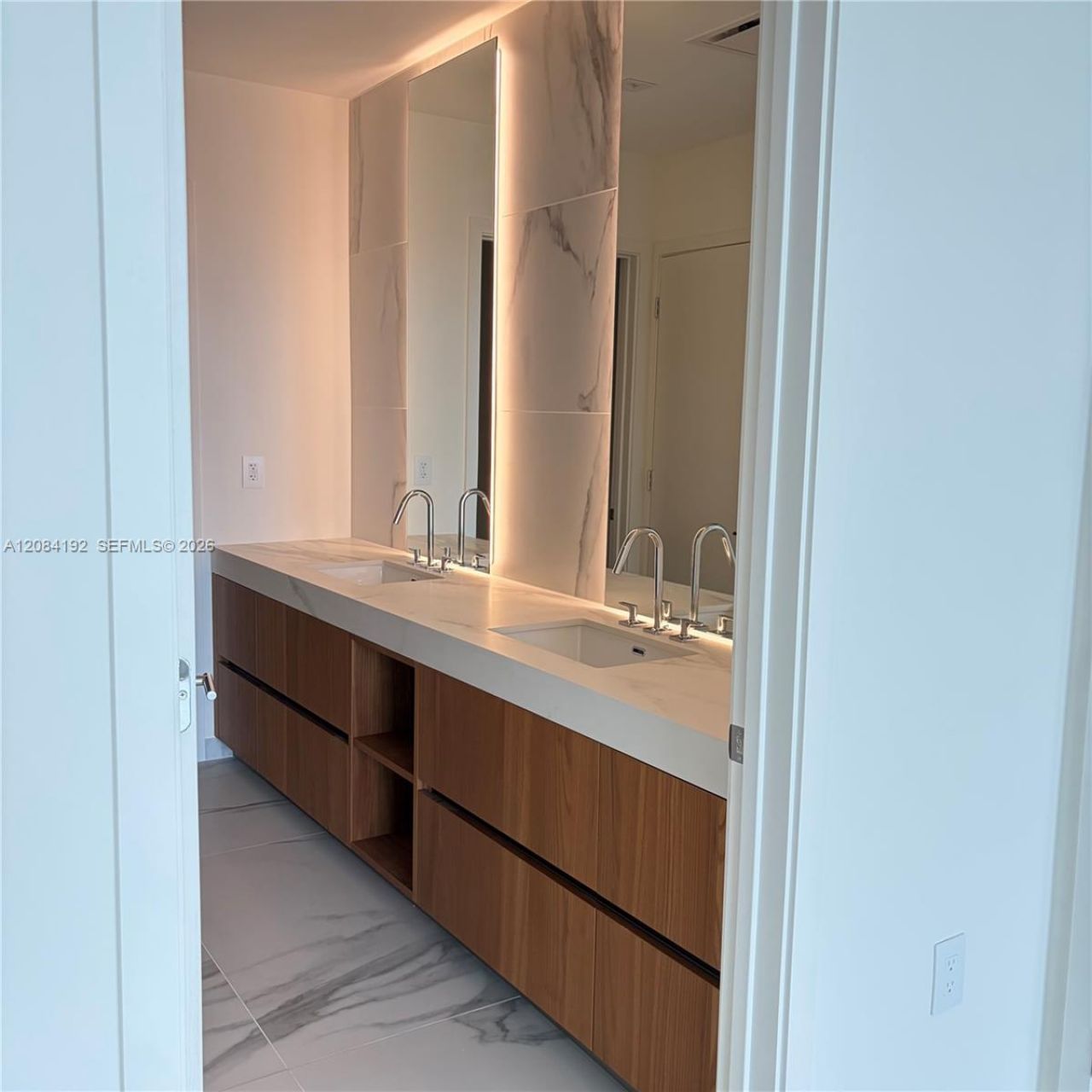 1400 Biscayne Blvd, Unit 2003, Miami, FL 33132 Photo