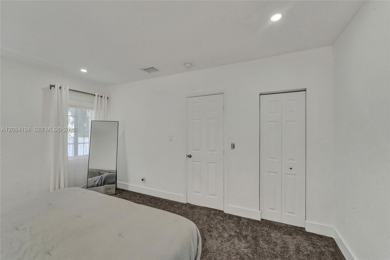 7520 NE 3rd Ave , Unit A, Miami, FL 33138 Photo