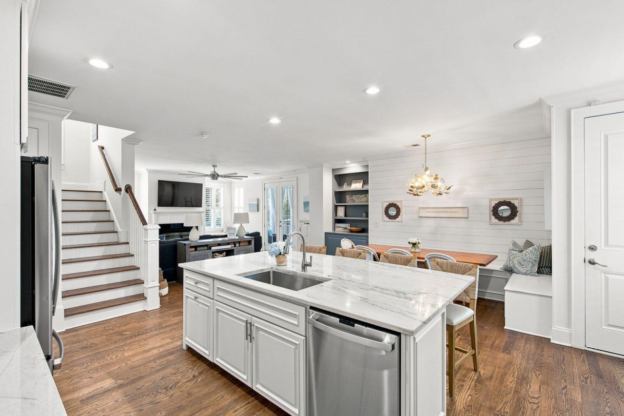 1723 Sailmaker Street Photo 22
