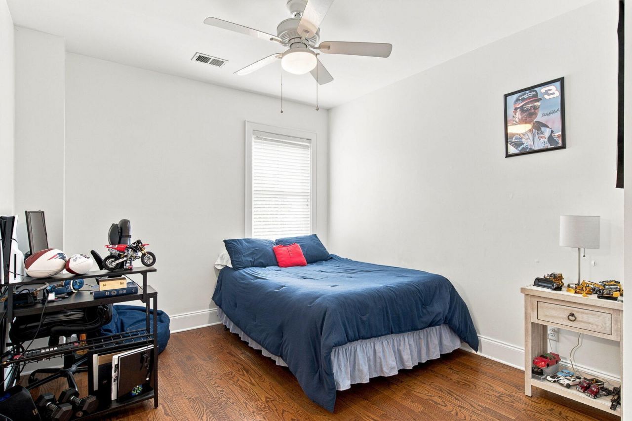 1723 Sailmaker Street Photo 39
