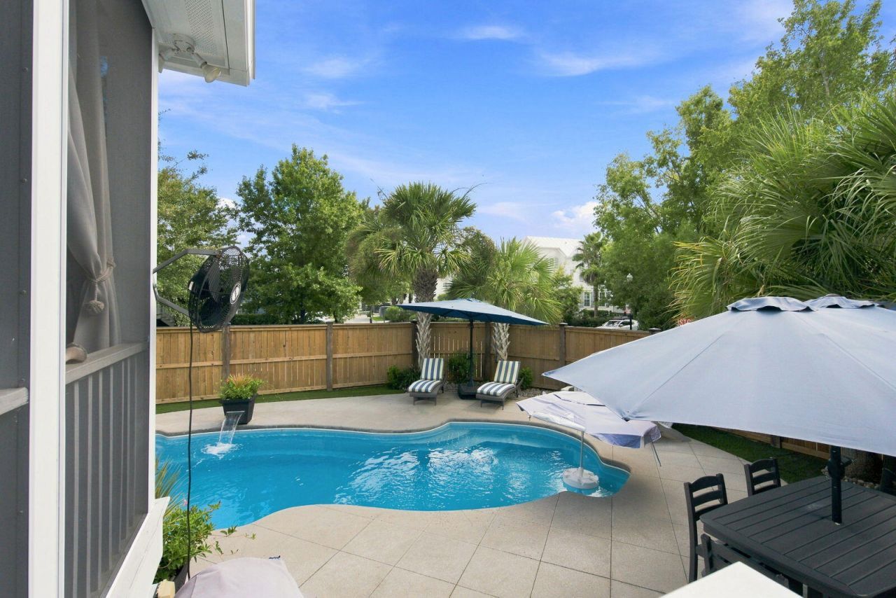 1723 Sailmaker Street Photo 52