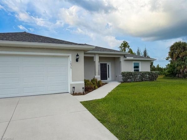 1825 NE 36th LN, CAPE CORAL, FL 33909