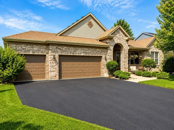 14527 Colonial Parkway , Plainfield, IL 60544