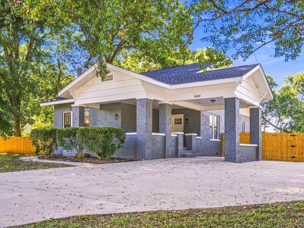 1043 W Washington Street, Athens, AL 35611