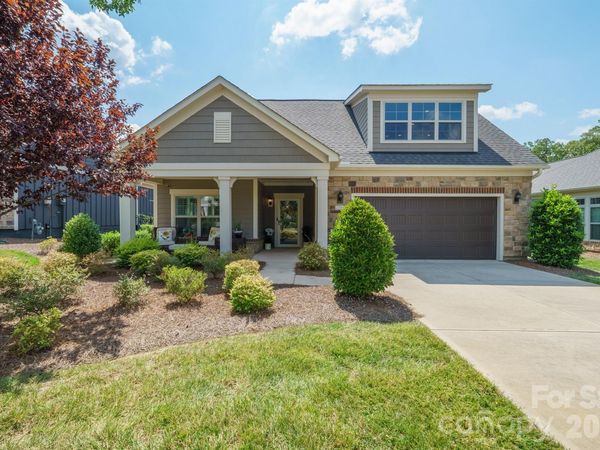2205 Lincolnshire Lane, Waxhaw, NC 28173