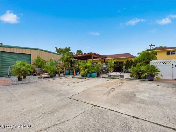 160 S Orlando Avenue , Cocoa Beach, FL 32931