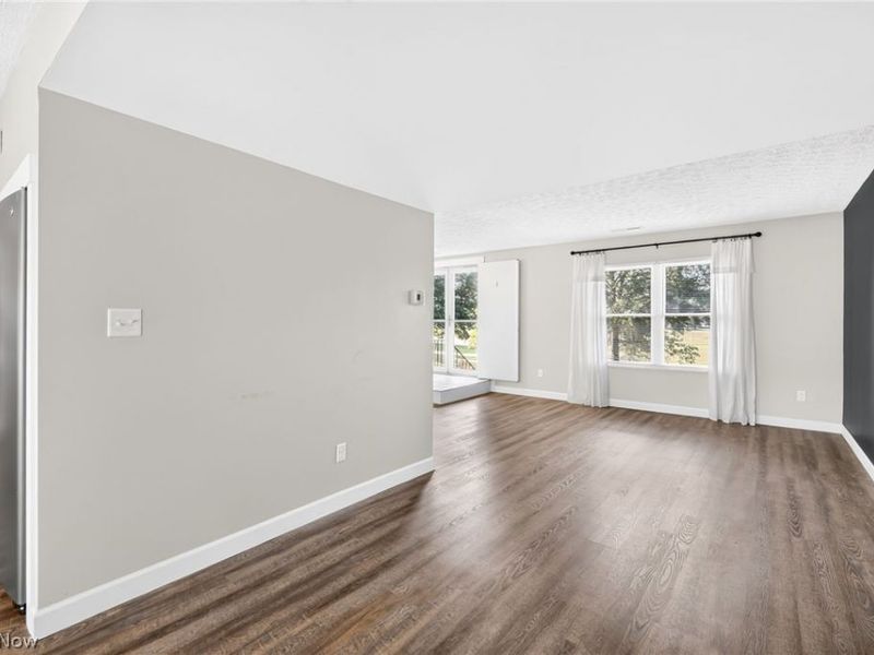 2040 Carlile Drive , Uniontown, OH 44685 Photo 15