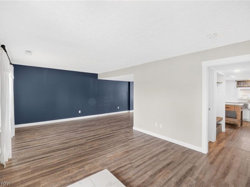 2040 Carlile Drive , Uniontown, OH 44685 Photo 16