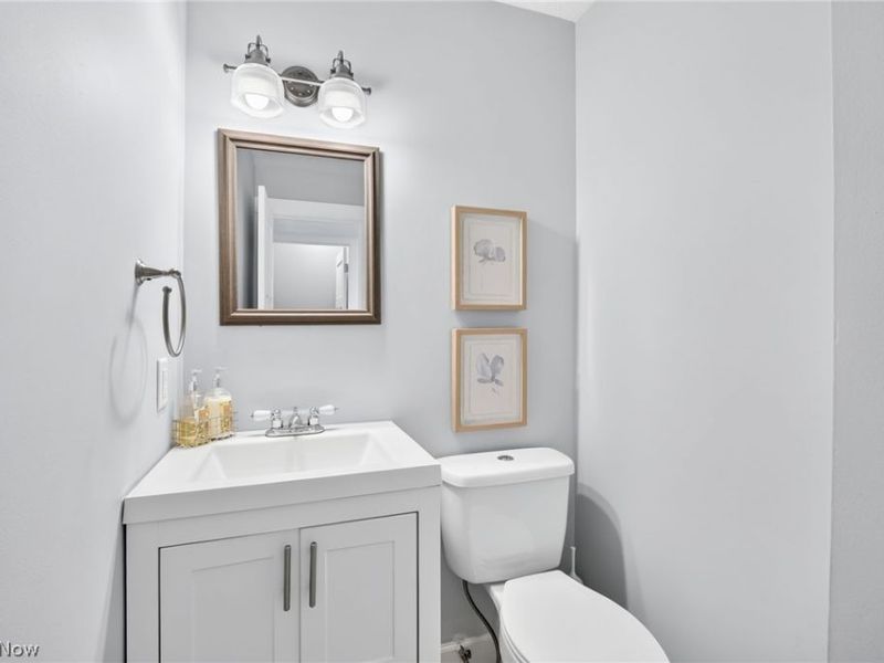 2040 Carlile Drive , Uniontown, OH 44685 Photo 21