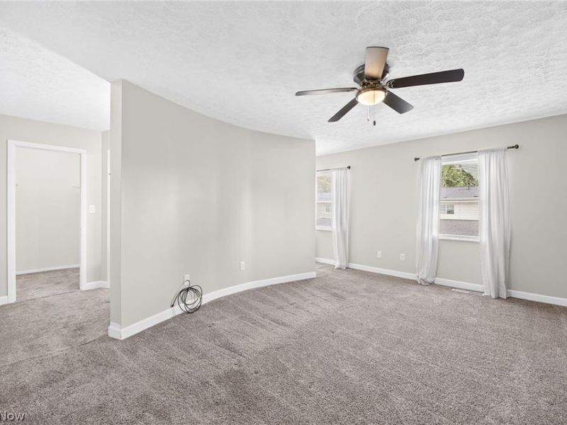 2040 Carlile Drive , Uniontown, OH 44685 Photo 22