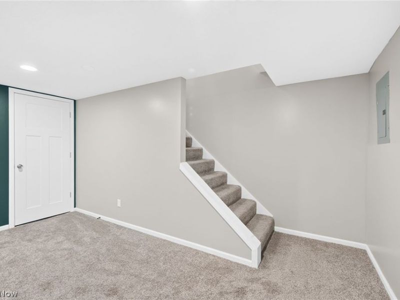 2040 Carlile Drive , Uniontown, OH 44685 Photo 34