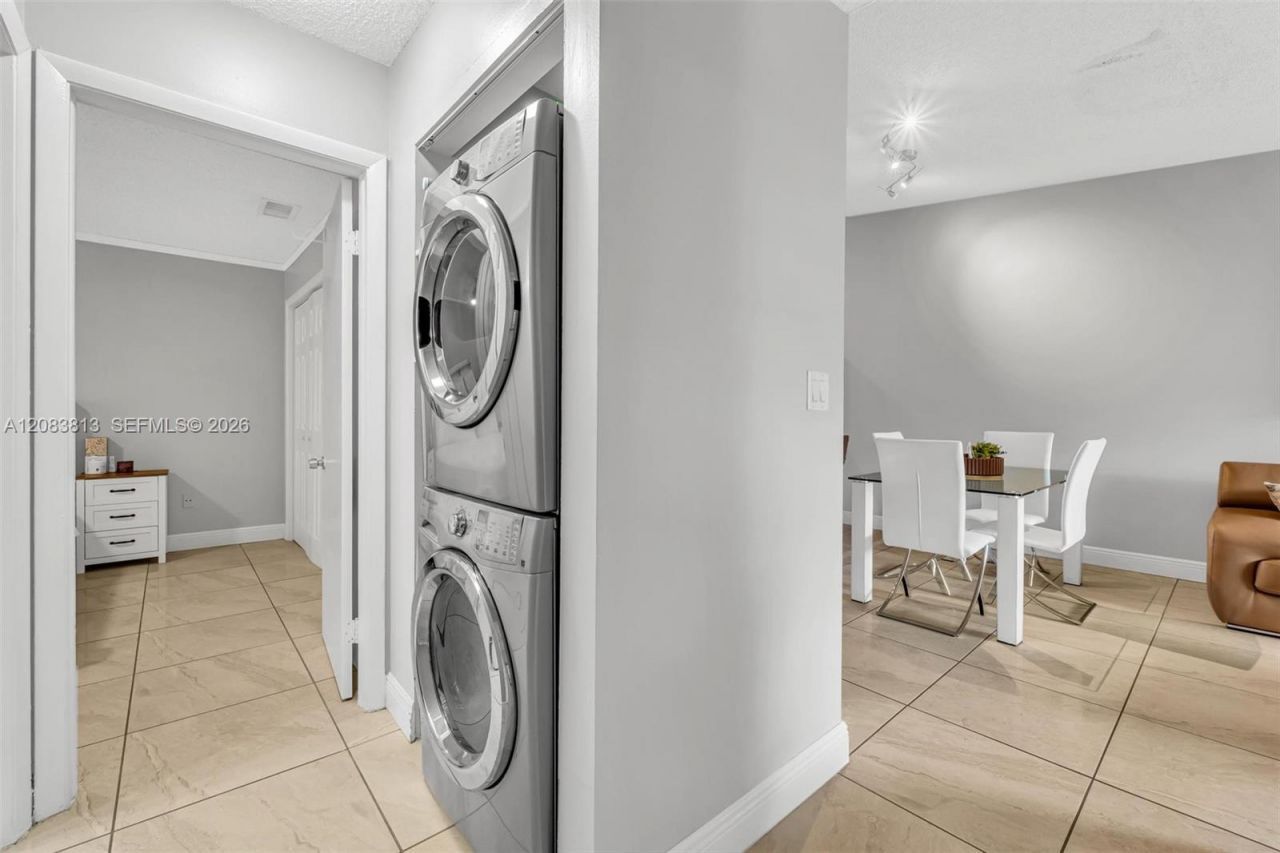 18226 Mediterranean Blvd , Unit 7-16, Hialeah, FL 33015 Photo