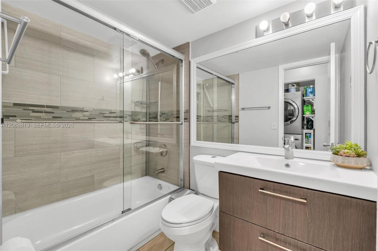 18226 Mediterranean Blvd , Unit 7-16, Hialeah, FL 33015 Photo