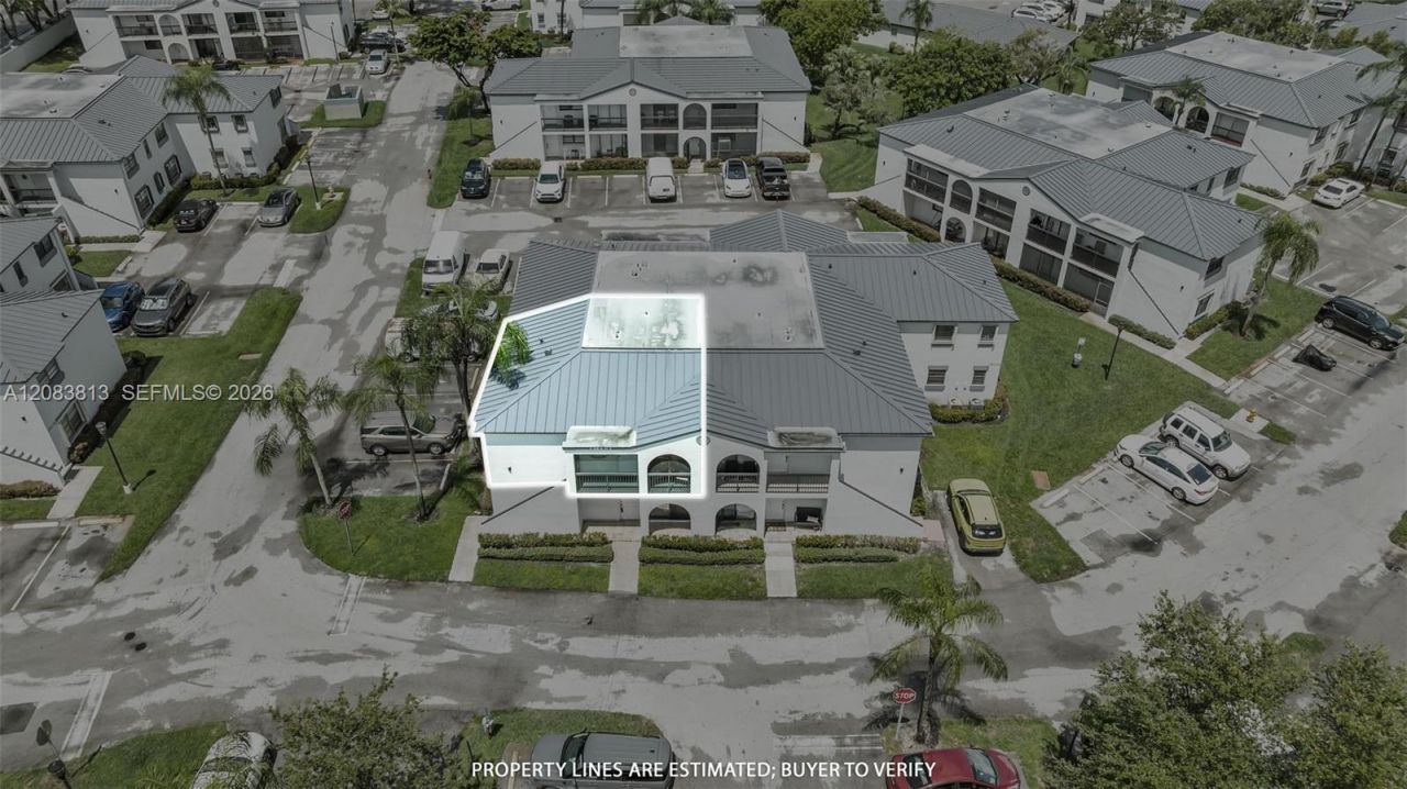 18226 Mediterranean Blvd , Unit 7-16, Hialeah, FL 33015 Photo