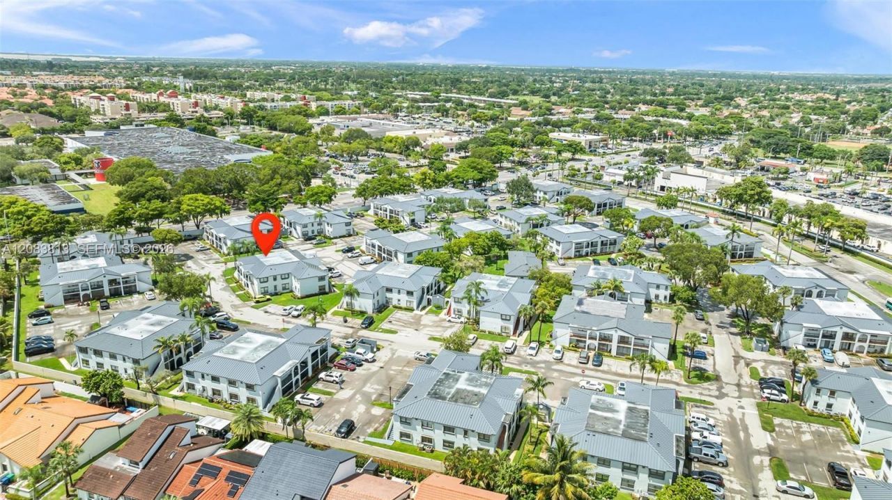 18226 Mediterranean Blvd , Unit 7-16, Hialeah, FL 33015 Photo