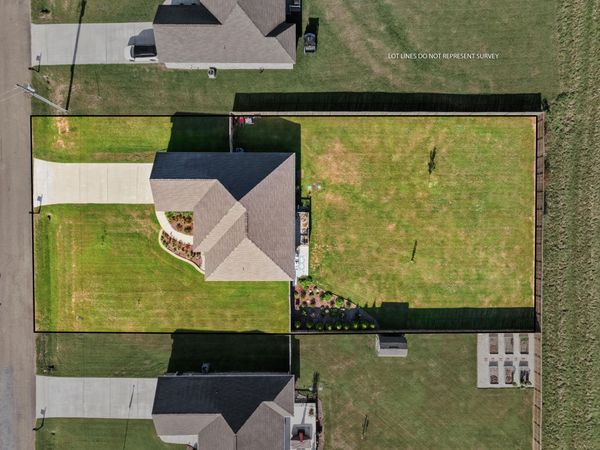30 N Slade, Sumrall, MS 39482
