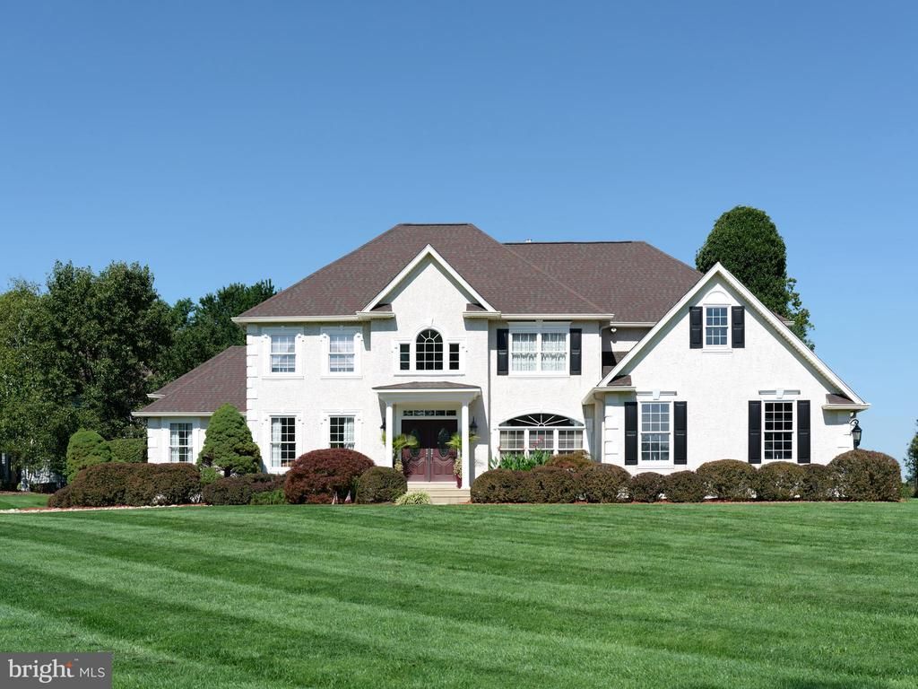 1280 TAYLOR DRIVE , LANGHORNE, PA 19047