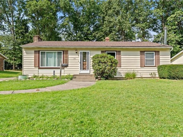 3742 Seneca Street, Stow, OH 44224
