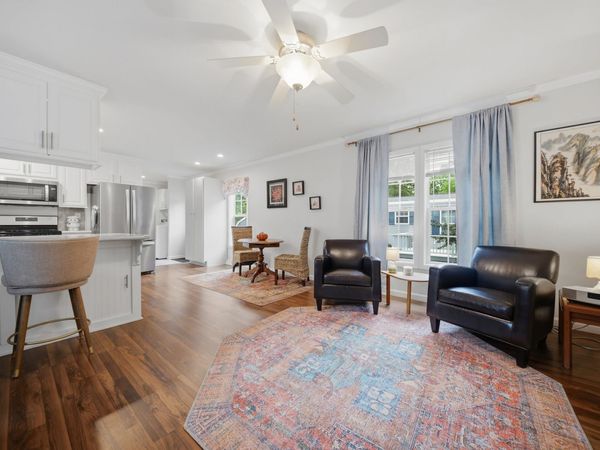 77 Hayes Park, Exeter, NH 03833