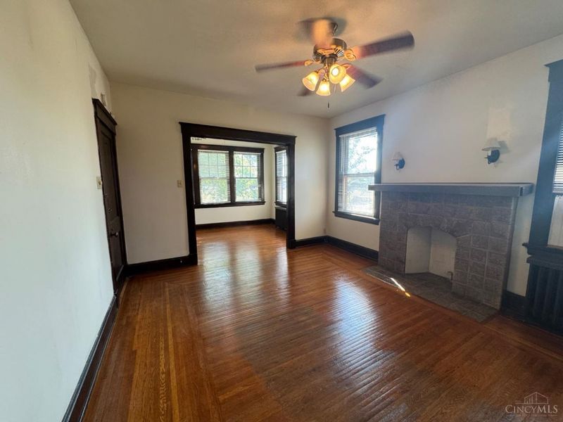 2631 Highland Avenue, Cincinnati, OH 45219 Photo 3