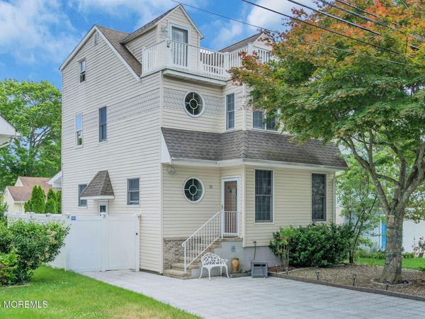 30 Gladney Avenue, Toms River, NJ 08753