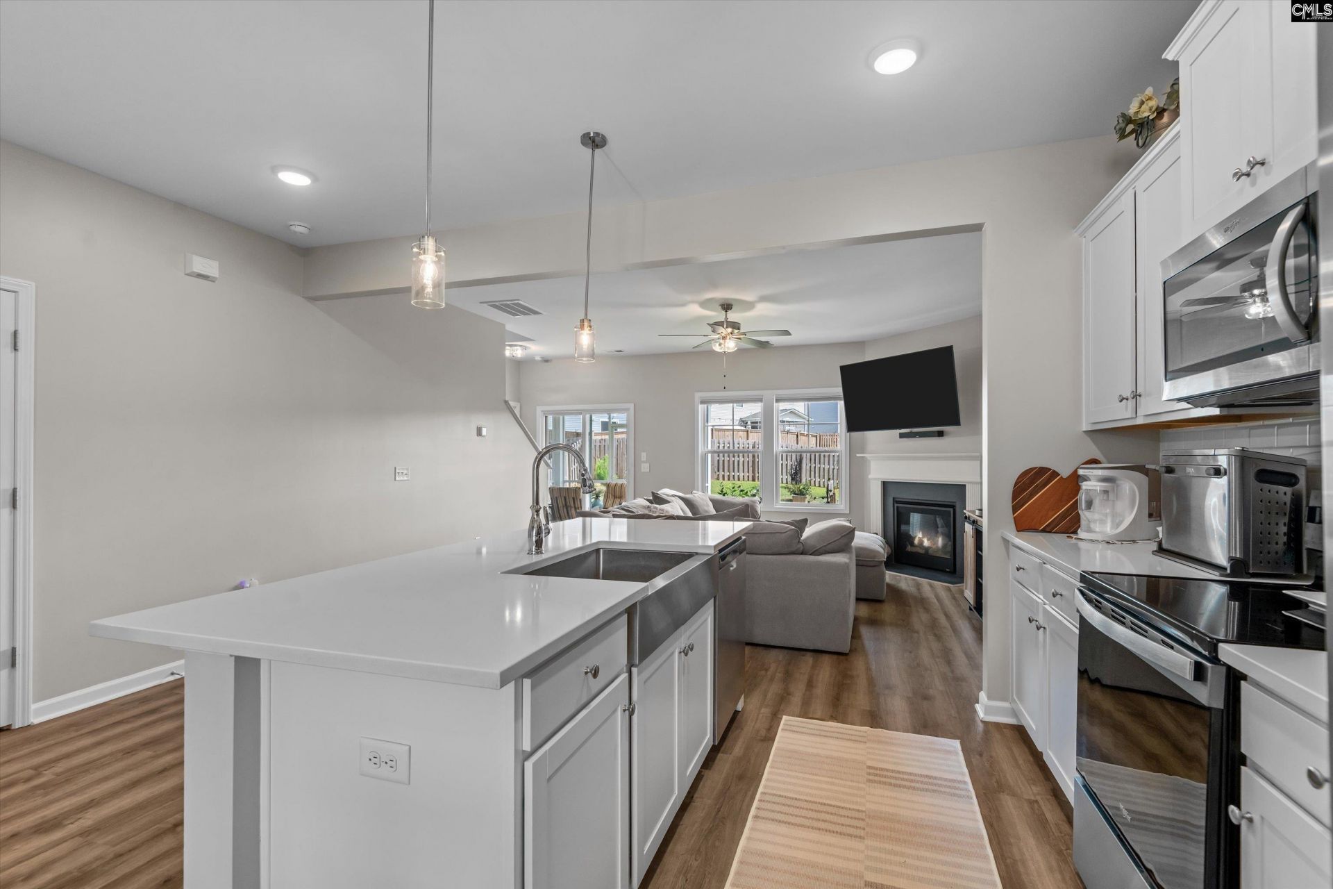611 Cloudreach Road Photo 12