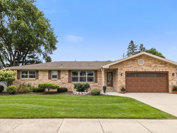 2510 Mt Vernon Avenue, Janesville, WI 53545