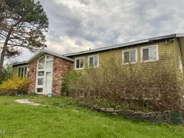 1027 Township Road, Altamont, NY 12009