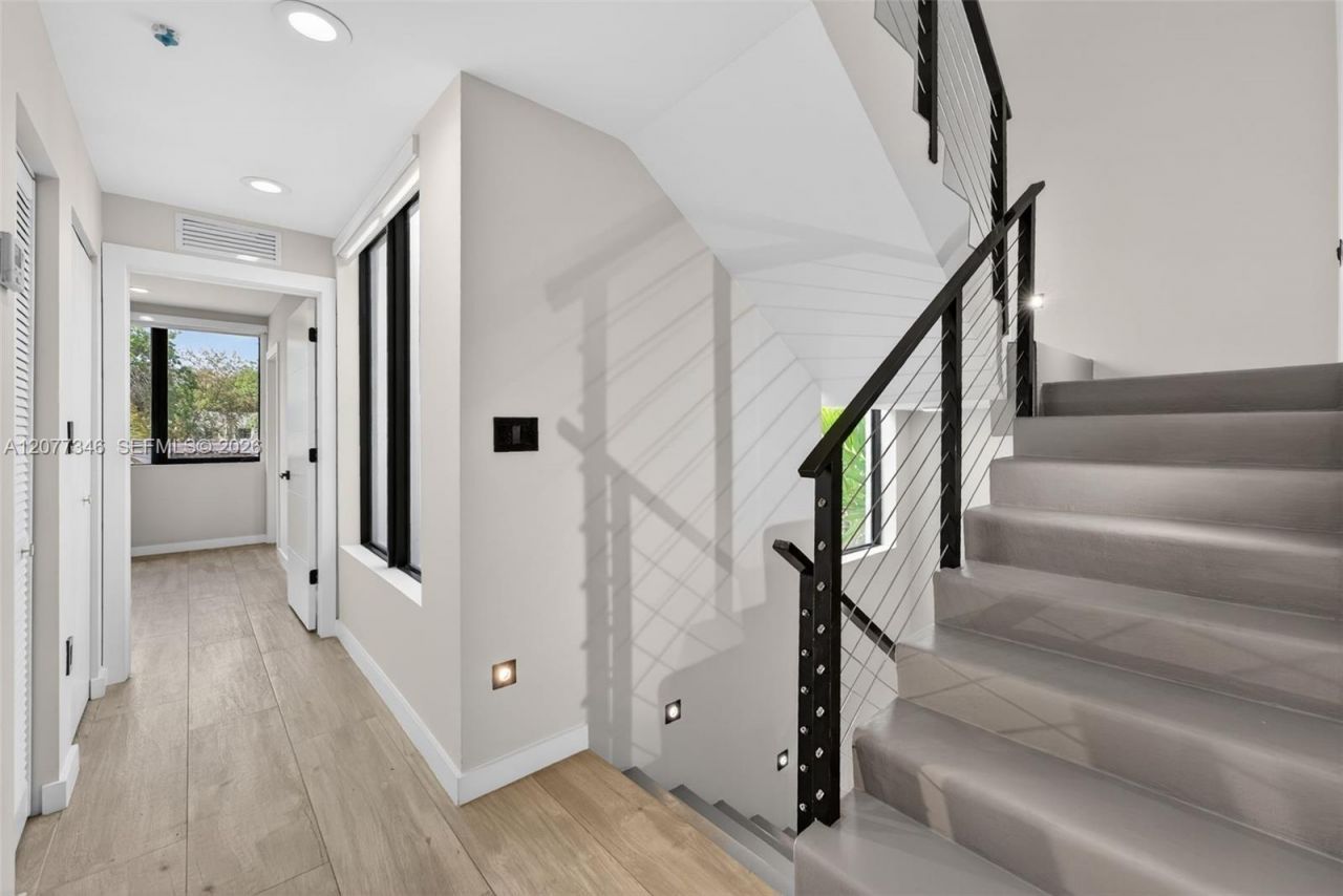 11 NE 51 , Unit A, Miami, FL 33137 Photo