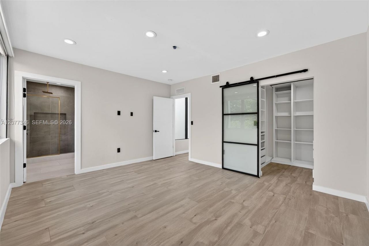 11 NE 51 , Unit A, Miami, FL 33137 Photo