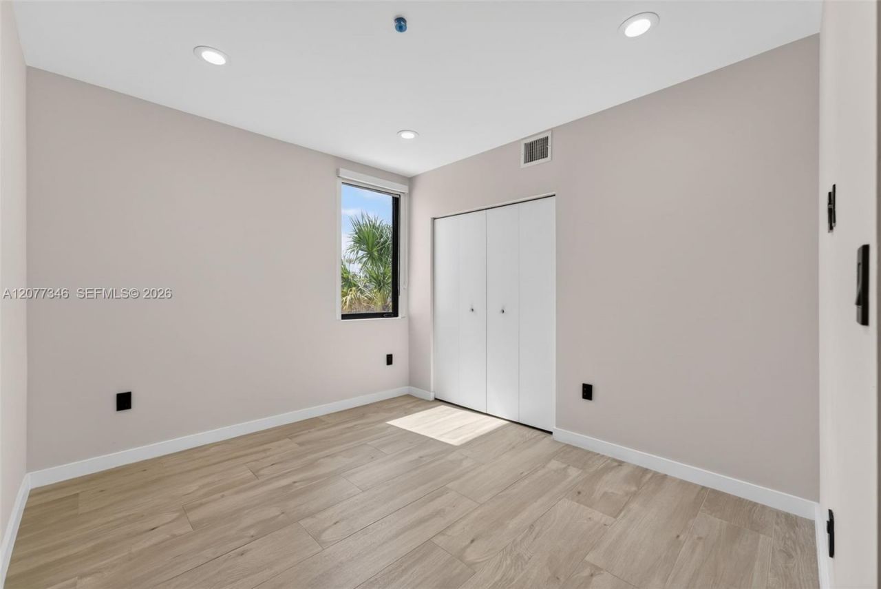 11 NE 51 , Unit A, Miami, FL 33137 Photo