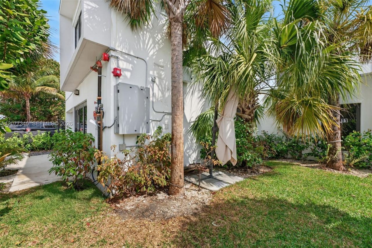 11 NE 51 , Unit A, Miami, FL 33137 Photo