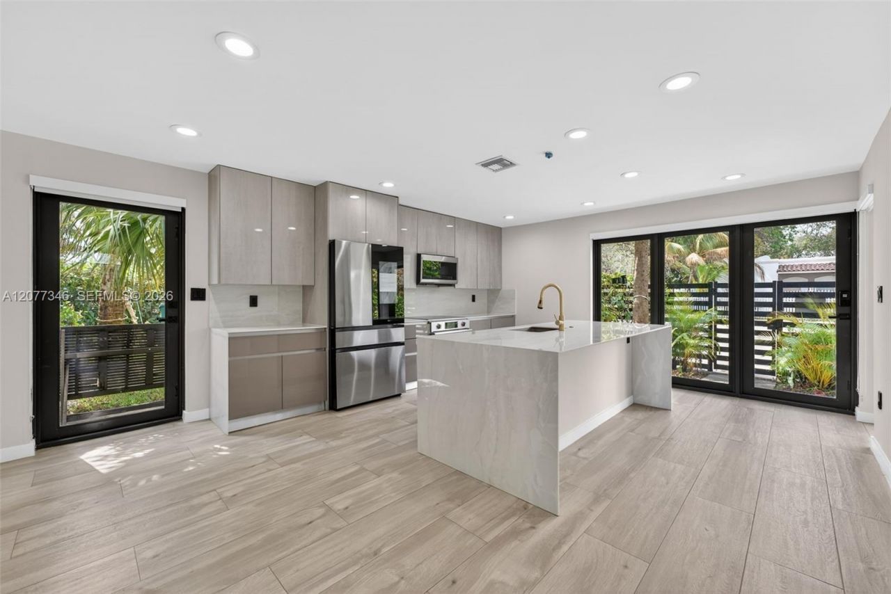 11 NE 51 , Unit A, Miami, FL 33137 Photo