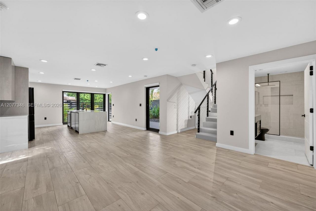 11 NE 51 , Unit A, Miami, FL 33137 Photo
