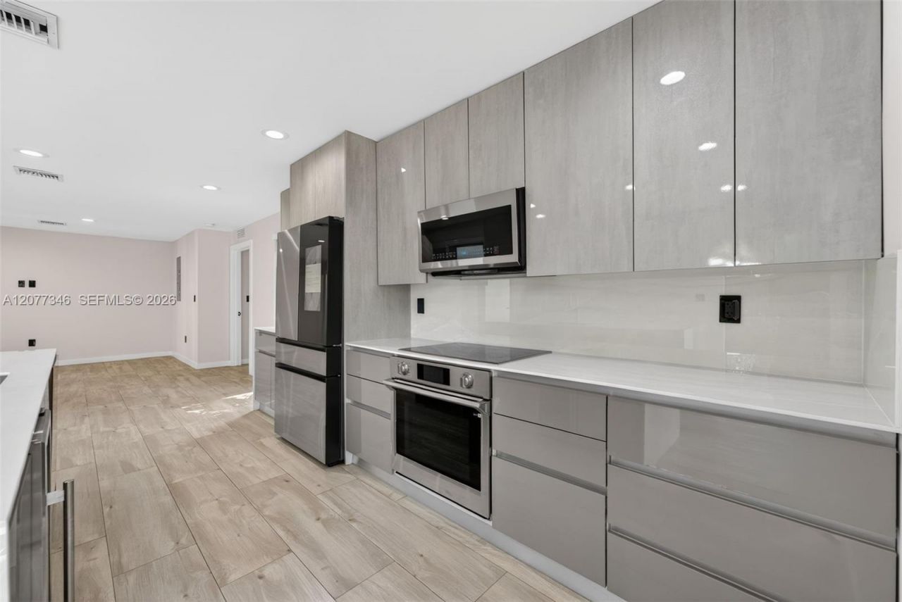 11 NE 51 , Unit A, Miami, FL 33137 Photo