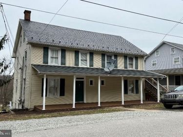 411 CHESTNUT STREET, Unit APT 2, DELTA, PA 17314