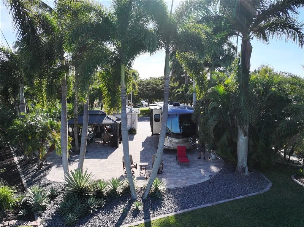 10131 Sunnywood Ct, Fort Myers, FL 33905 Photo