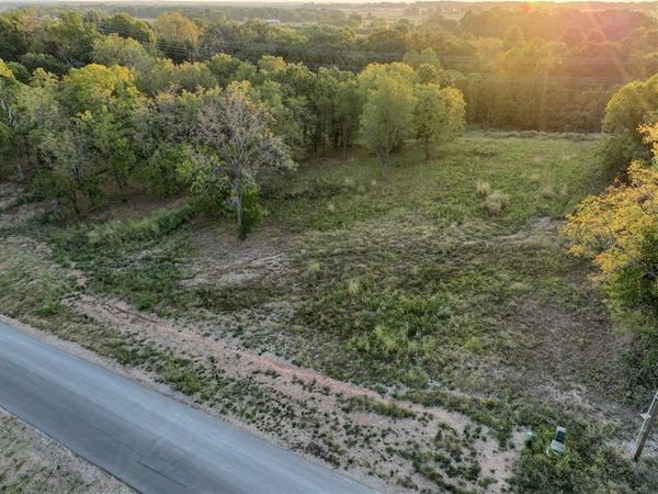 13284 Wallys Way , Gentry, AR 72734