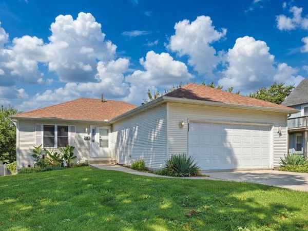 3136 Butler Avenue , Steger, IL 60475