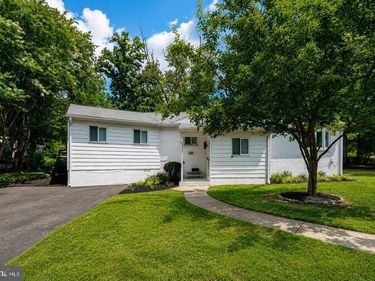 3237 DYE DRIVE, FALLS CHURCH, VA 22042