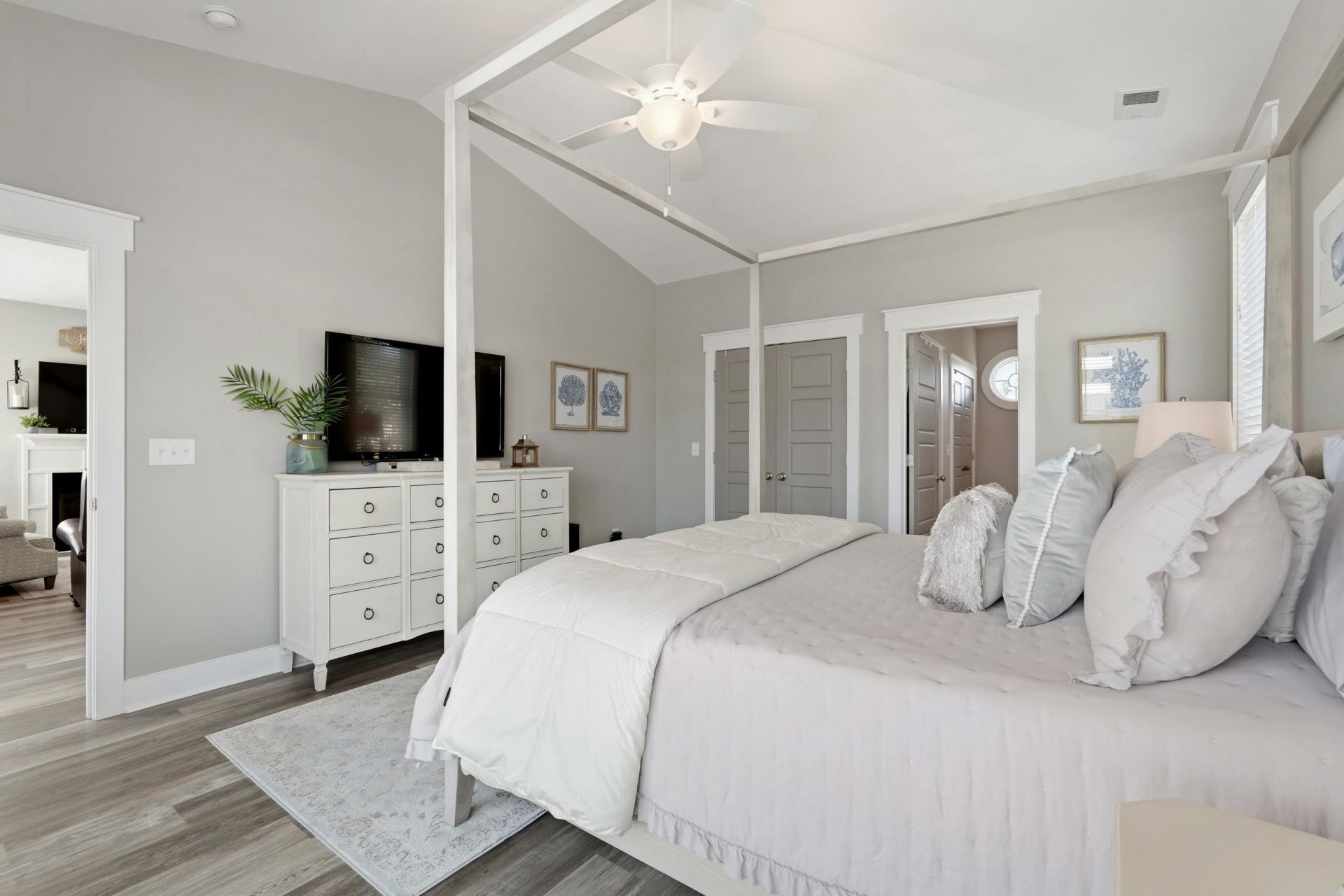 213 6th Ave. N Photo 22