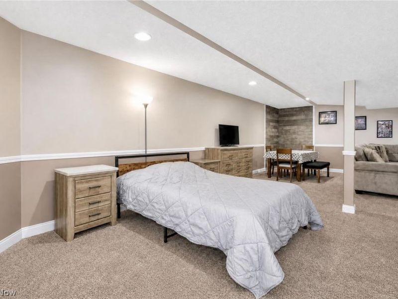 1355 Lake Vue, Roaming Shores, OH 44085 Photo 23