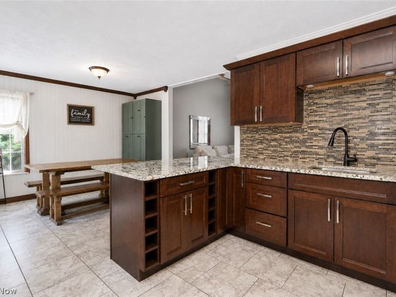 1355 Lake Vue, Roaming Shores, OH 44085 Photo 8