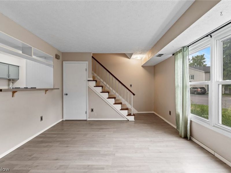 135 Ivy Hill Drive, Unit B-5, Medina, OH 44256 Photo 4