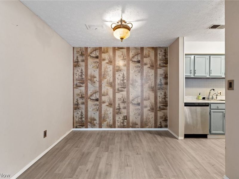 135 Ivy Hill Drive, Unit B-5, Medina, OH 44256 Photo 8